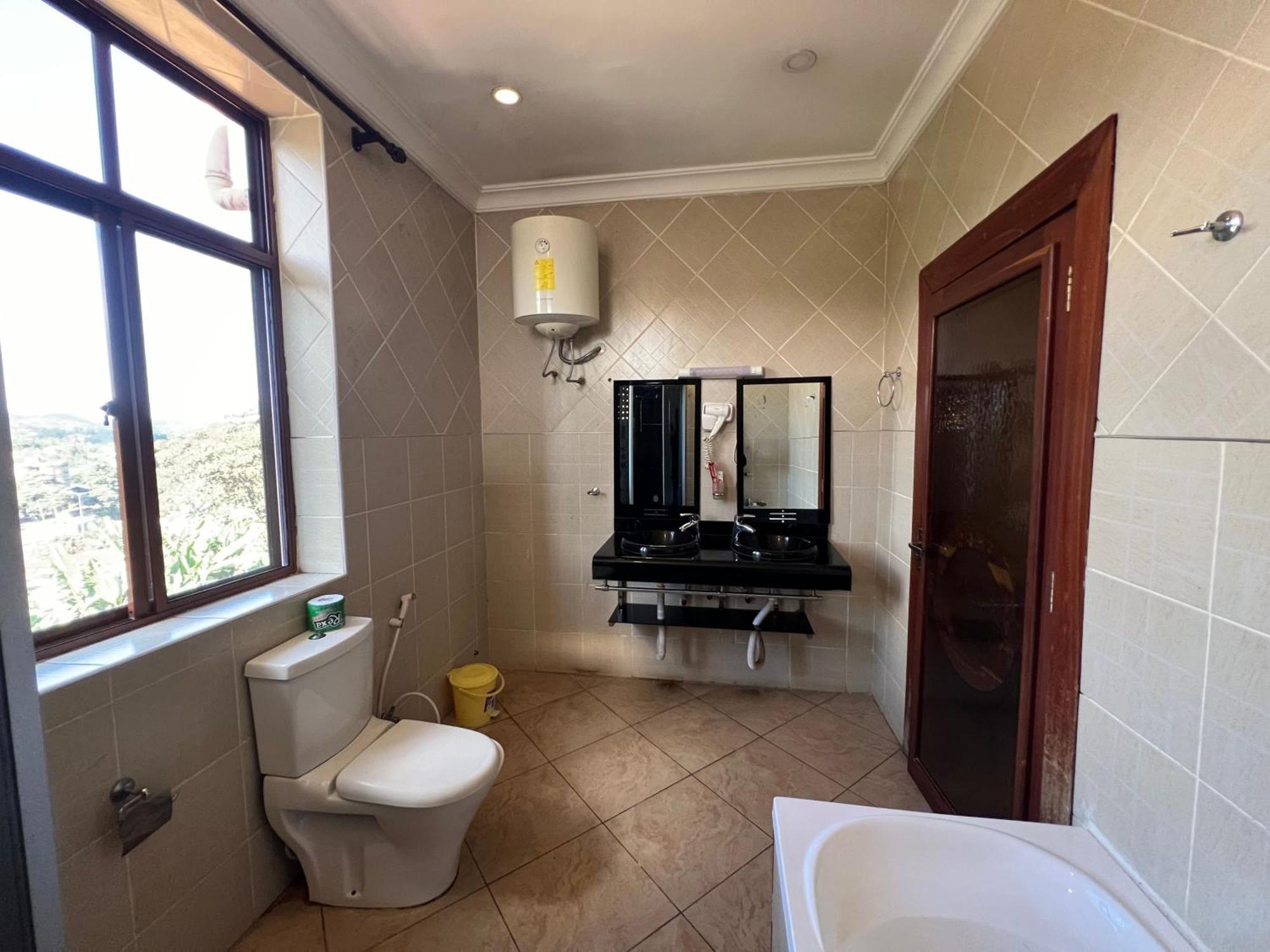Nejobugg Palace Hotel Nkoanrua Экстерьер фото