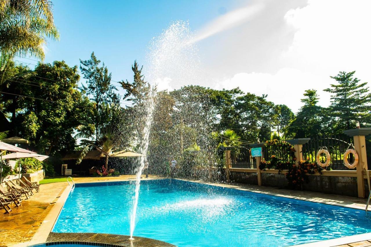 Nejobugg Palace Hotel Nkoanrua Экстерьер фото